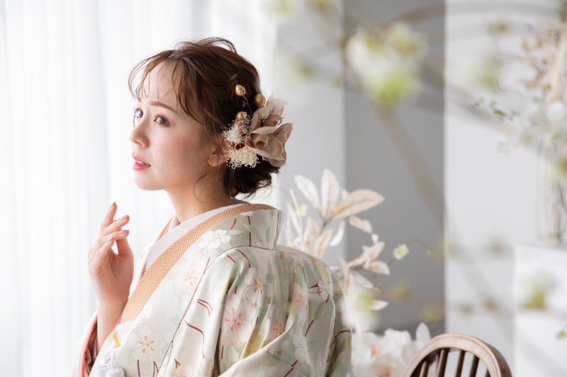 新婦様必見！！ヘッドアクセサリーの種類も豊富に取り揃えております♪