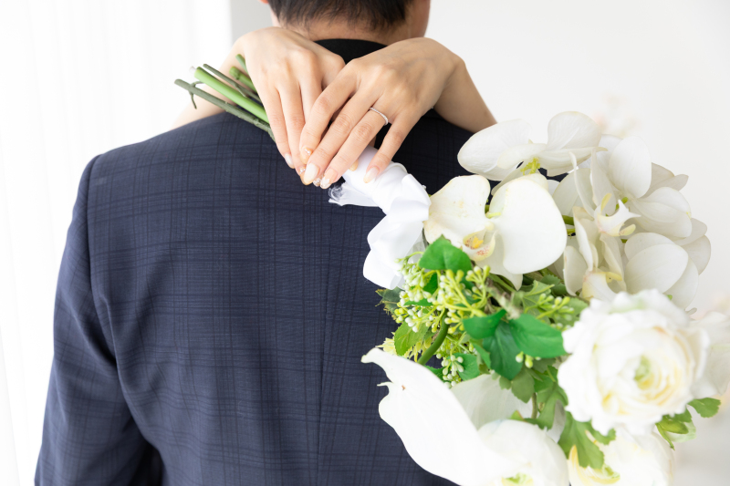 【ウェディングドレスもカラードレスも！】洋装2点スタジオ撮影 90,000円