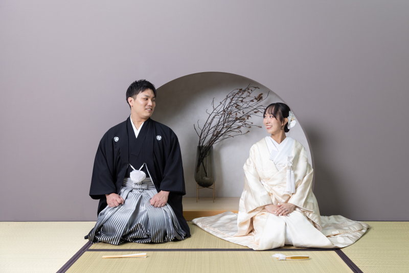 【6月末までの撮影で】和装+洋装スタジオ撮影 196,000円→98,000円