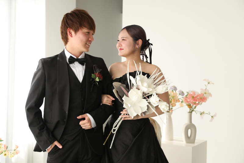 【5月末までの撮影限定】和装+洋装スタジオ撮影 196,000円→98,000円