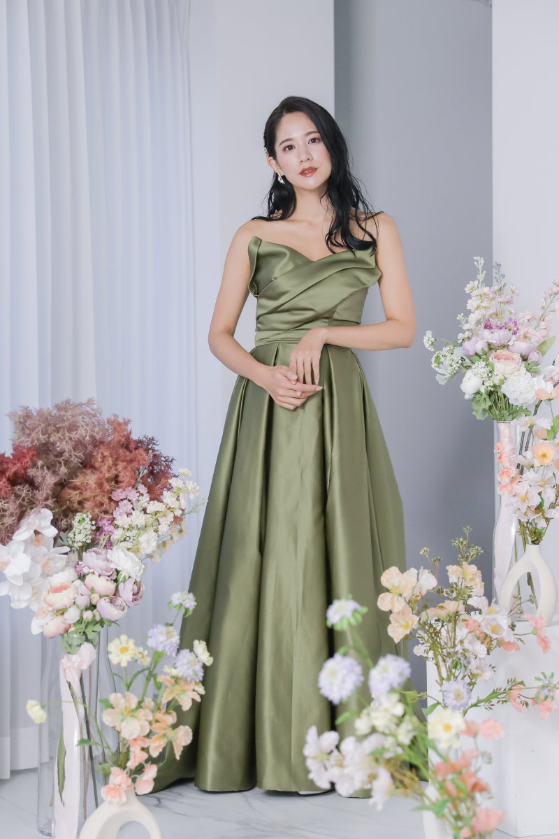 こだわりのカラードレス紹介♪