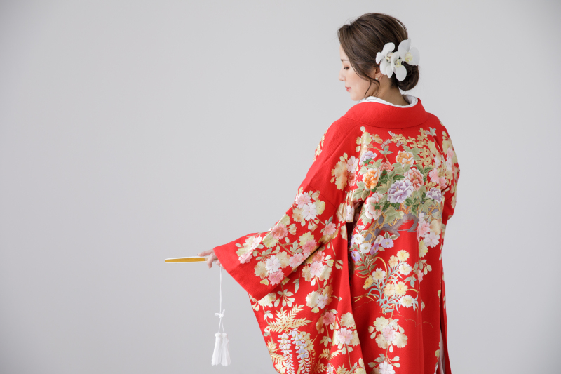自然光降り注ぐスタジオで!和装色打掛撮影♪