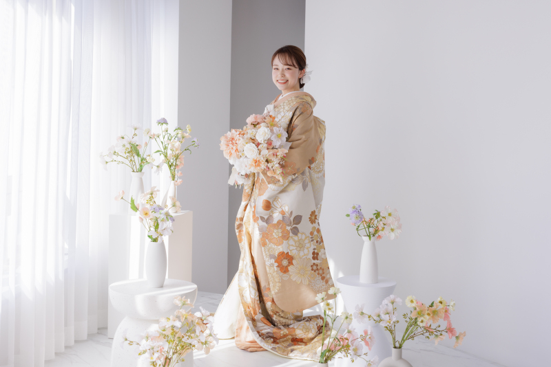 【白無垢も色打掛も着れる!】和装2点スタジオ撮影 120,000円