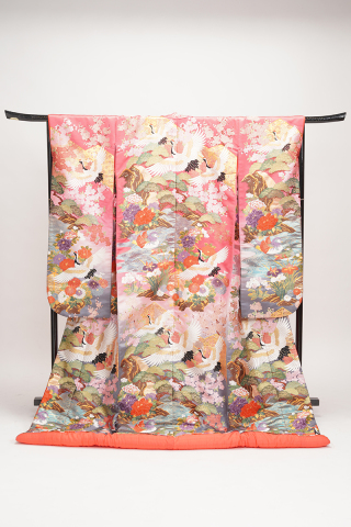 豪奢な「色打掛」