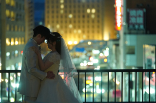 夜だからこそ叶う、ふたりだけの特別な一枚