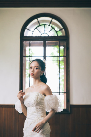 ドレスのタイプ別にチェック♪花嫁さんのヘアアレンジ