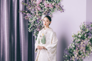 色打掛をおしゃれに着こなす半襟アレンジはいかが？