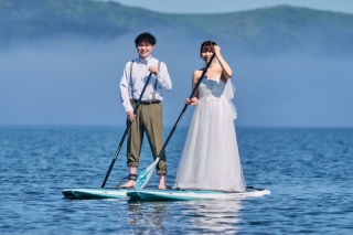 北海道、道東ならでは!アクティビティ×ウェディングフォト【SUP &カヌー】