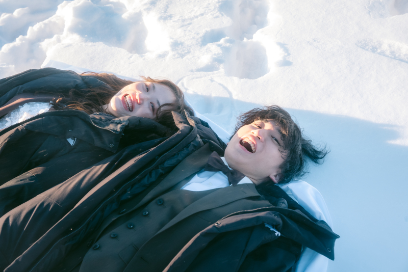 雪の中で叶えるロケーションフォト｜雪景色に映える撮影アイデア５選