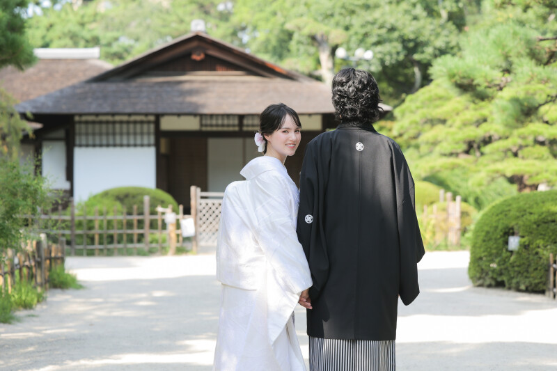 伝統美と自然が織りなす和装ウェディングフォト in 縮景園