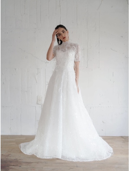 ウェディングドレスご紹介