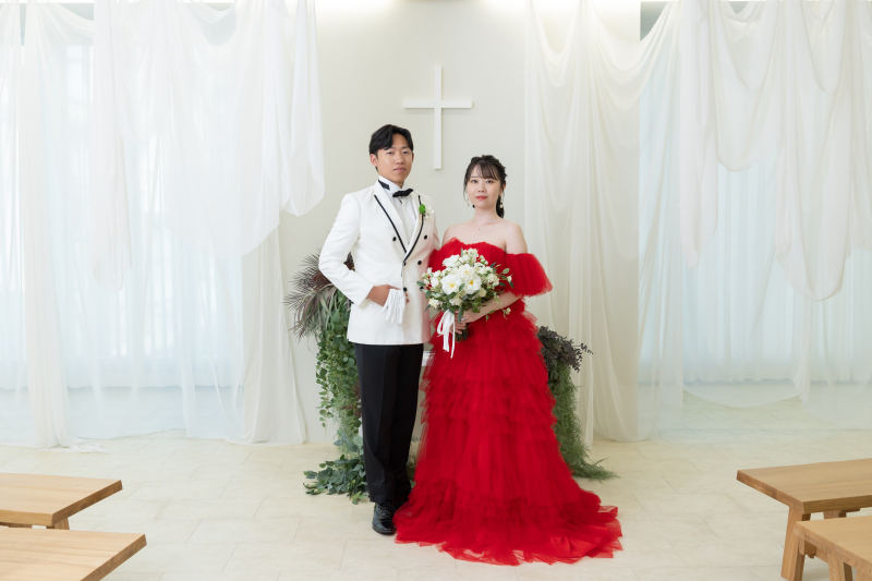 伝統とモダンが響き合う ― 縮景園とチャペルスタジオでの特別な撮影