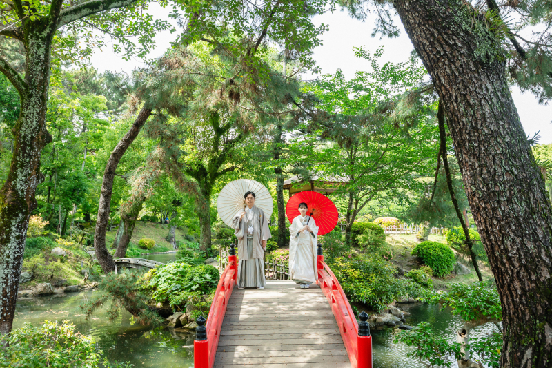 初夏の緑に包まれて──縮景園で叶える和装前撮り