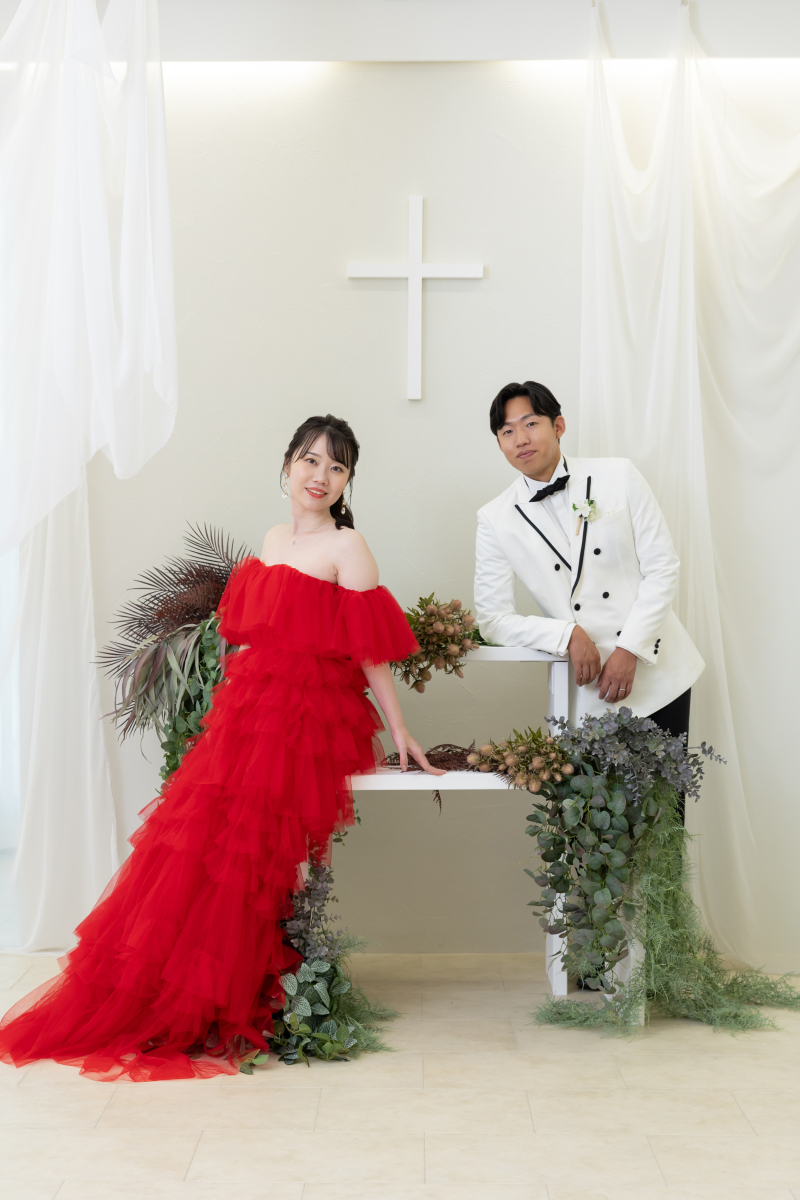 伝統とモダンが響き合う ― 縮景園とチャペルスタジオでの特別な撮影