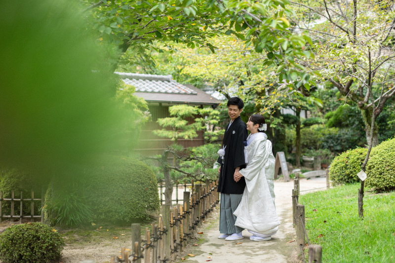 四季の彩りに包まれて ― 縮景園で叶える和装ウェディングフォト
