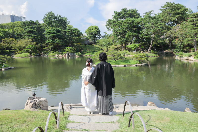 伝統美と自然が織りなす和装ウェディングフォト in 縮景園