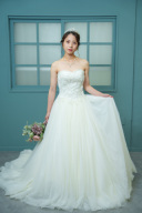 新着ドレスのご紹介