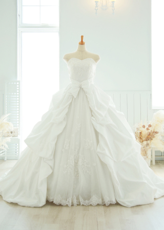 ウェディングドレスご紹介♡