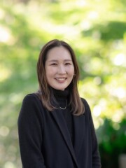 〜メイクスタッフのご紹介です〜