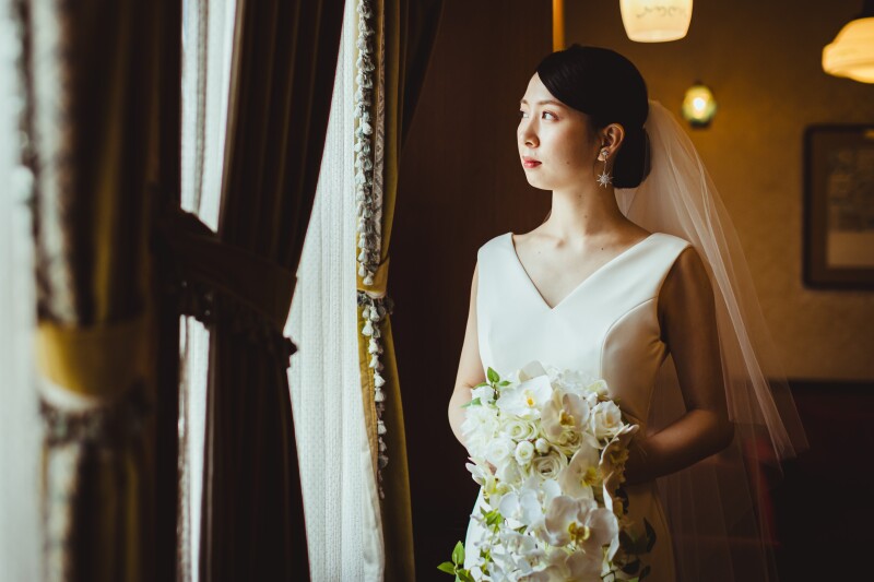 ドレスの魅力を活かすヘアスタイル♡