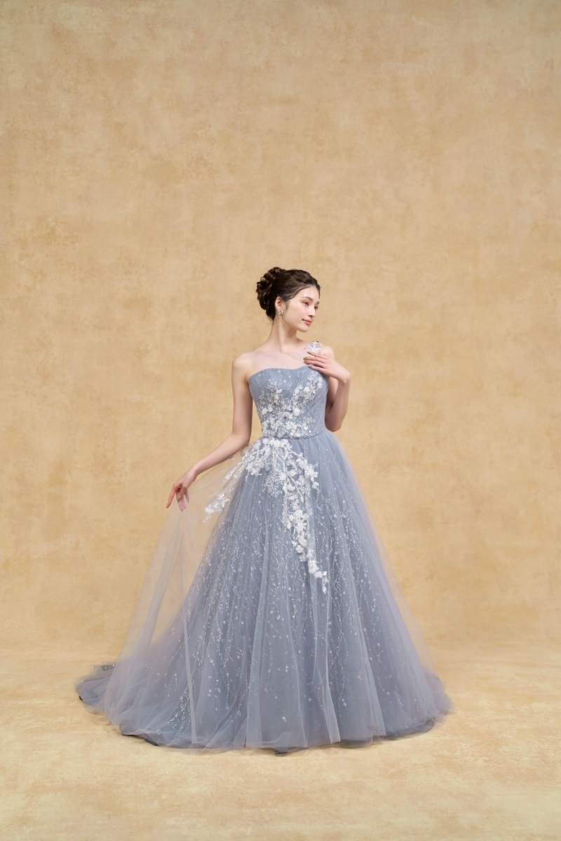 人気ドレスを紹介します★３