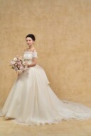 ☆ウエディングドレスのご紹介★ Mina - ミーナ -