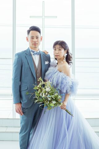 個性を表現できるカラードレスコーデ♪