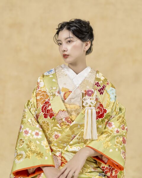 さりげない華やぎが美しい色打掛【Ref.5772】