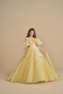 新作ドレスのご紹介★