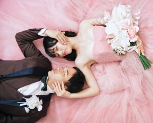 ふわふわドレスに包まれ、幸せショット！