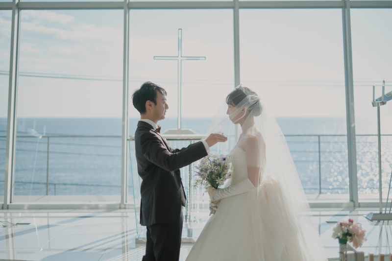 海を眺めながら、優雅なチャペルフォト!【鎌倉】