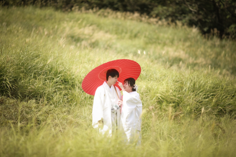 和装とススキのウエディング