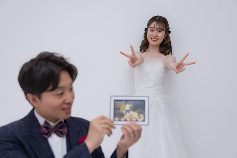 【スタジオAQUA】洋装撮影でお花に囲まれて！