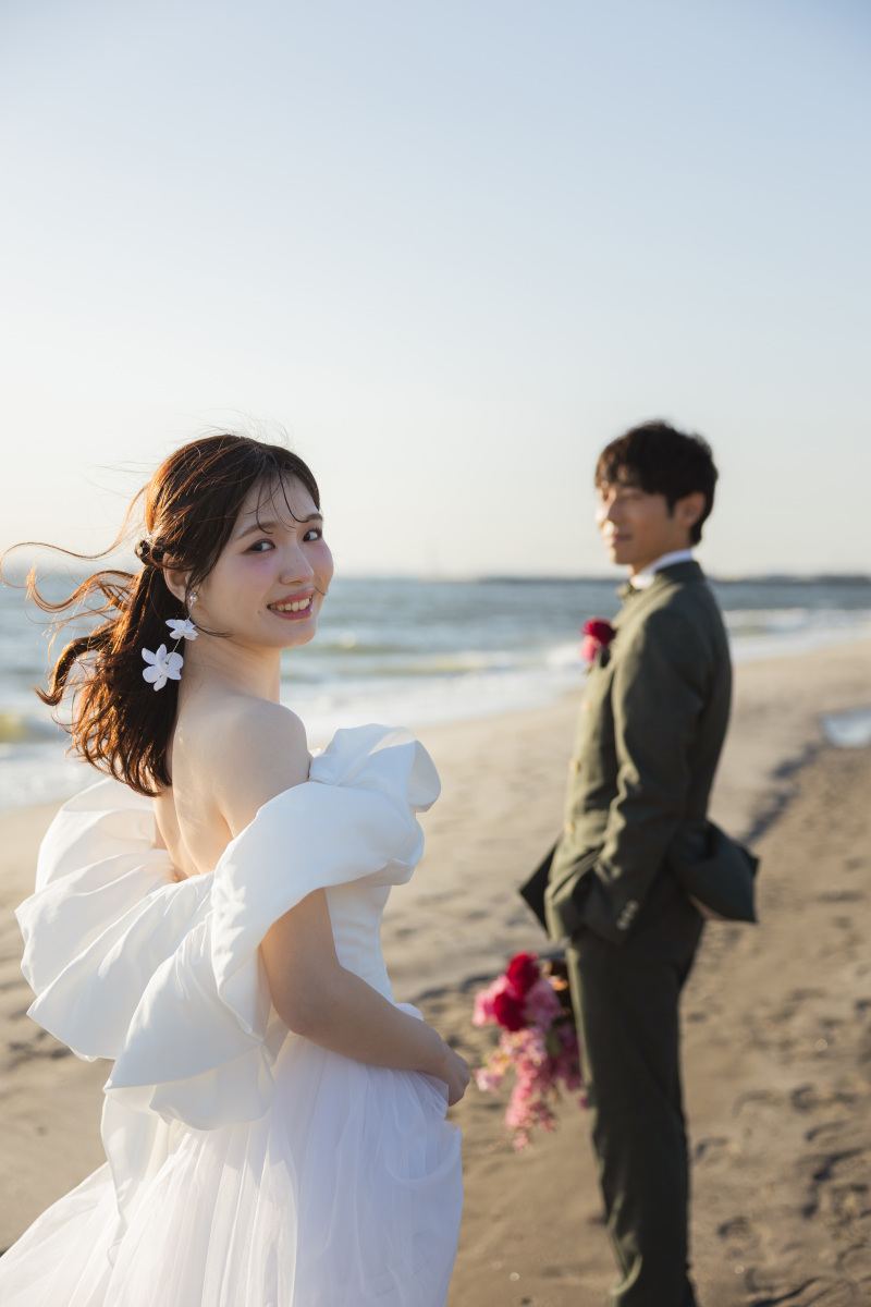 【スタジオAQUA】お二人らしく海と芝生ロケーション