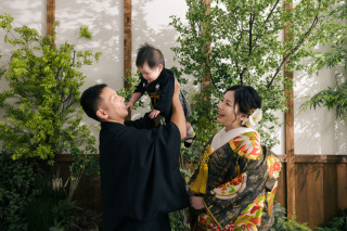 【スタジオAQUA】屋内庭園スタジオで家族仲良く撮影！！