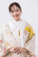 【スタジオAQUA】シンプルな白背景でスタジオ撮影！