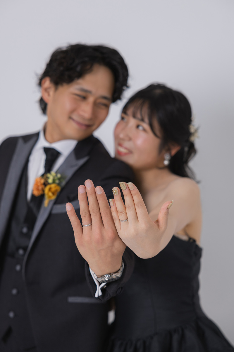 ブラックドレスで大人可愛く♪