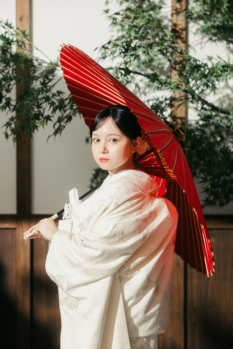 屋内庭園スタジオでカッコよく撮影！