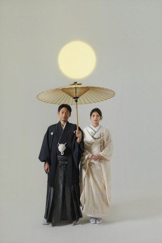 【スタジオAQUA】ライトを使って斬新に