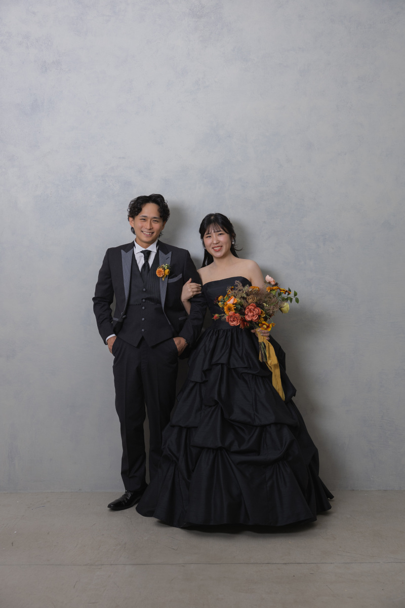 ブラックドレスで大人可愛く♪