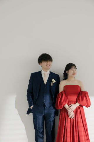 【スタジオAQUA】カラードレスのスタジオ撮影