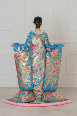 和装の柄【ユリ】