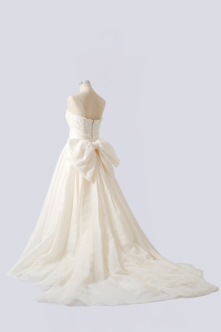 【ドレス情報】好きなデザインを選べます♡