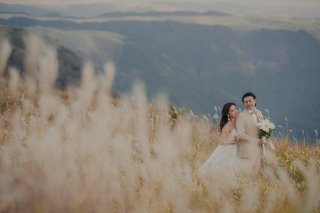 スタジオで叶う！？秋の風物詩〜ススキ撮影〜