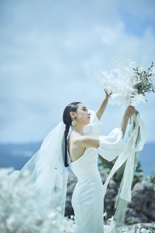 某ドラマで主演の女優さんも着たウェディングドレスAULA(アウラ)のご紹介♡