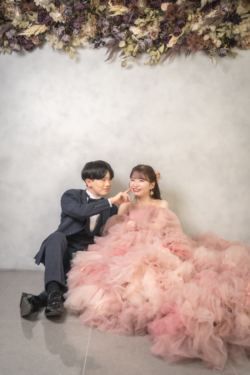 くすみピンク×ティアード♡大人可愛いドレスコーデ