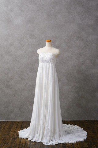 ~スタジオにあるドレス紹介~