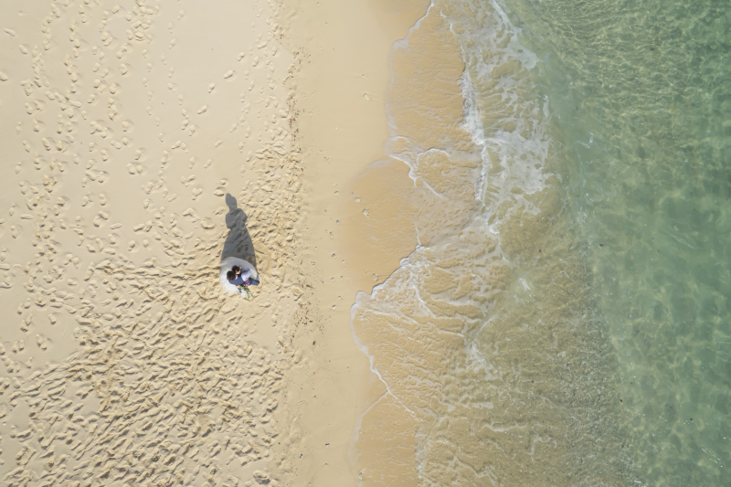 沖縄北谷町でのフォトウェディングに似合うヘアアクセサリー