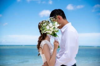 沖縄北谷町でのウェディングフォトをスタイリッシュに撮る方法