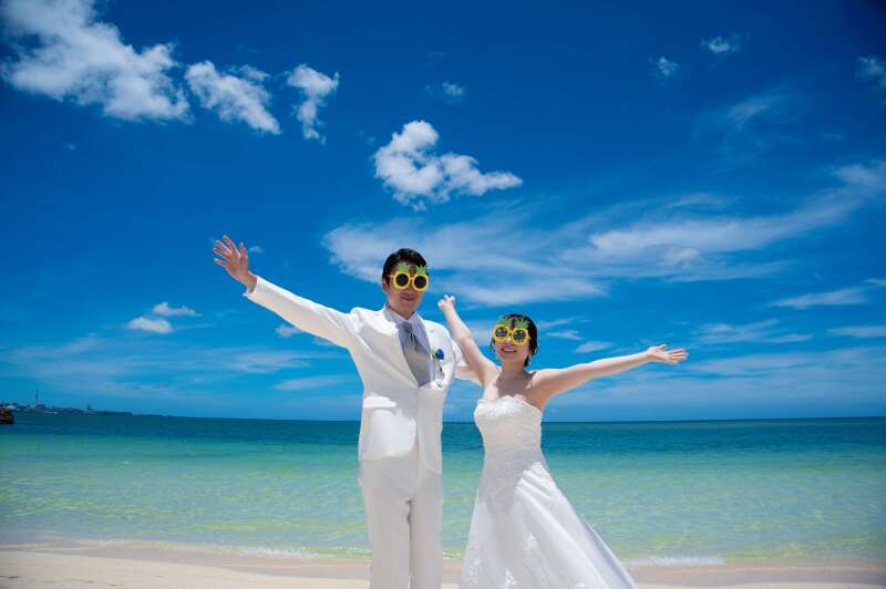 沖縄北谷町でのフォトウェディングは夏休み前が狙い目!